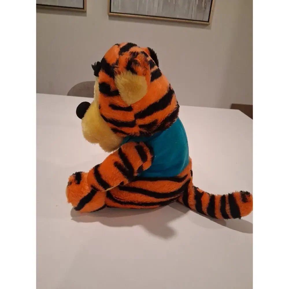 VTG Tigger Best Toy Mfg Co. Disney Style Plush Tiger 11